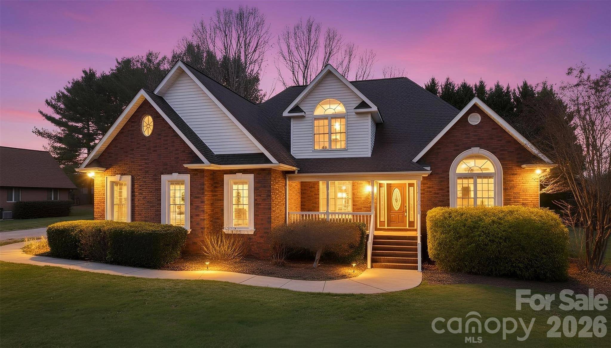 2488 Birdie LN NE, Conover, NC 28613