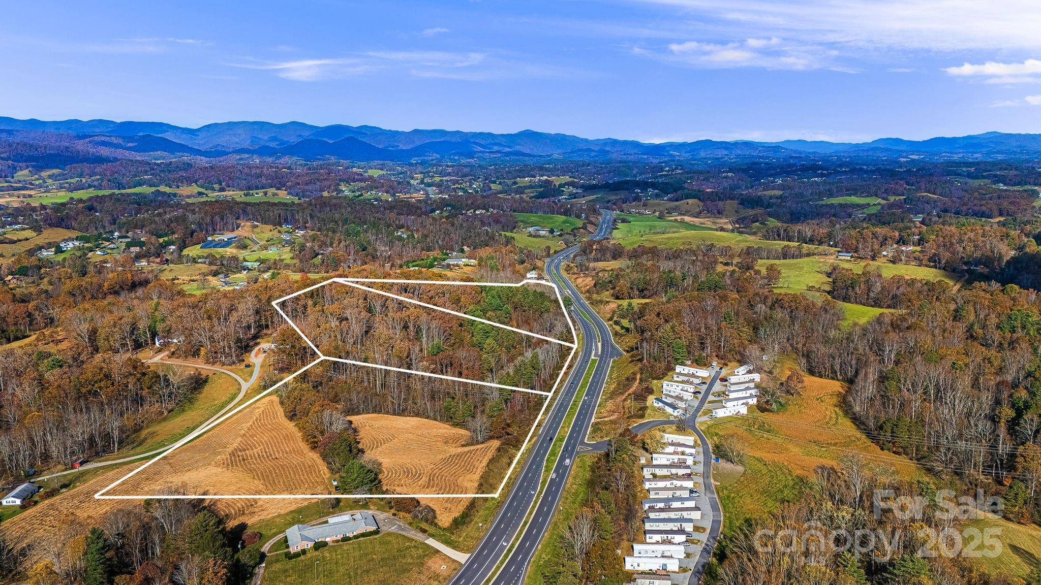 99999 New Leicester HWY, Asheville, NC 28806