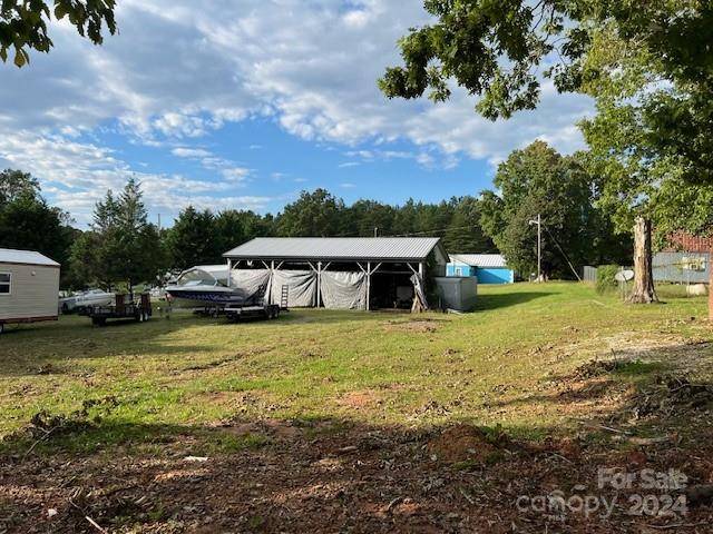2425 US 70 HWY W #1, Morganton, NC 28655