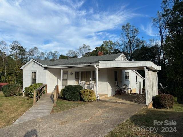 1435 Jacktown RD, Marion, NC 28752