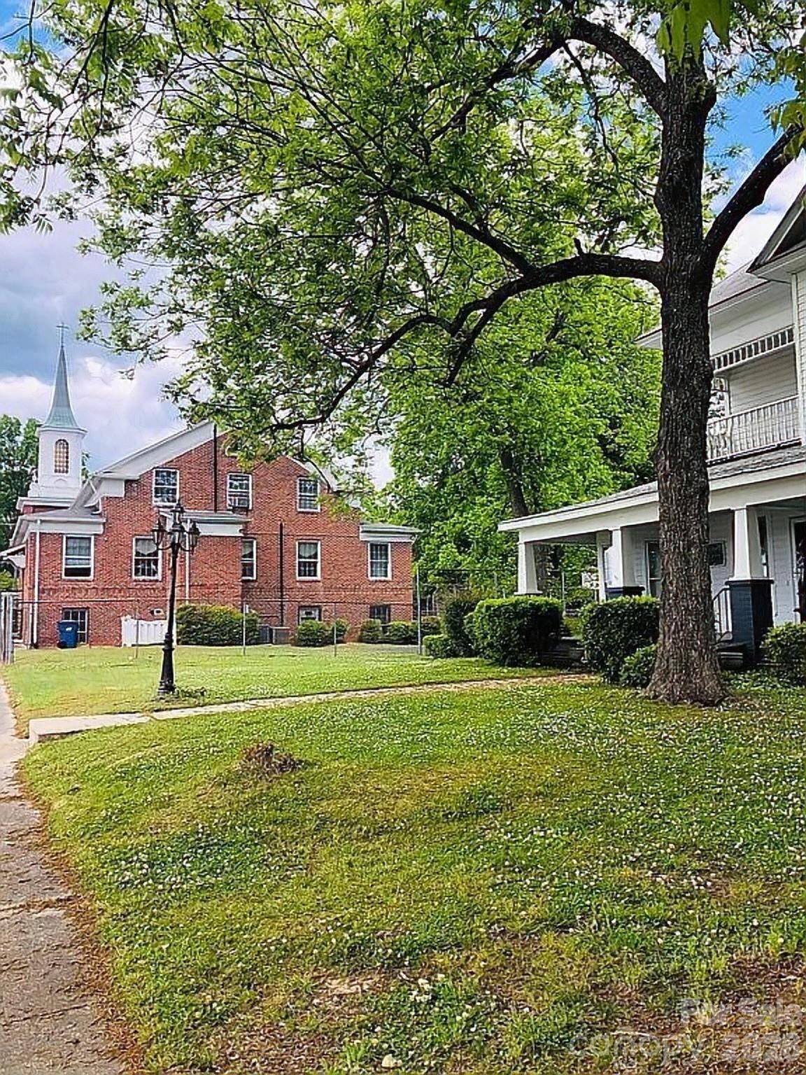 115 S Pearl ST, Troy, NC 27371