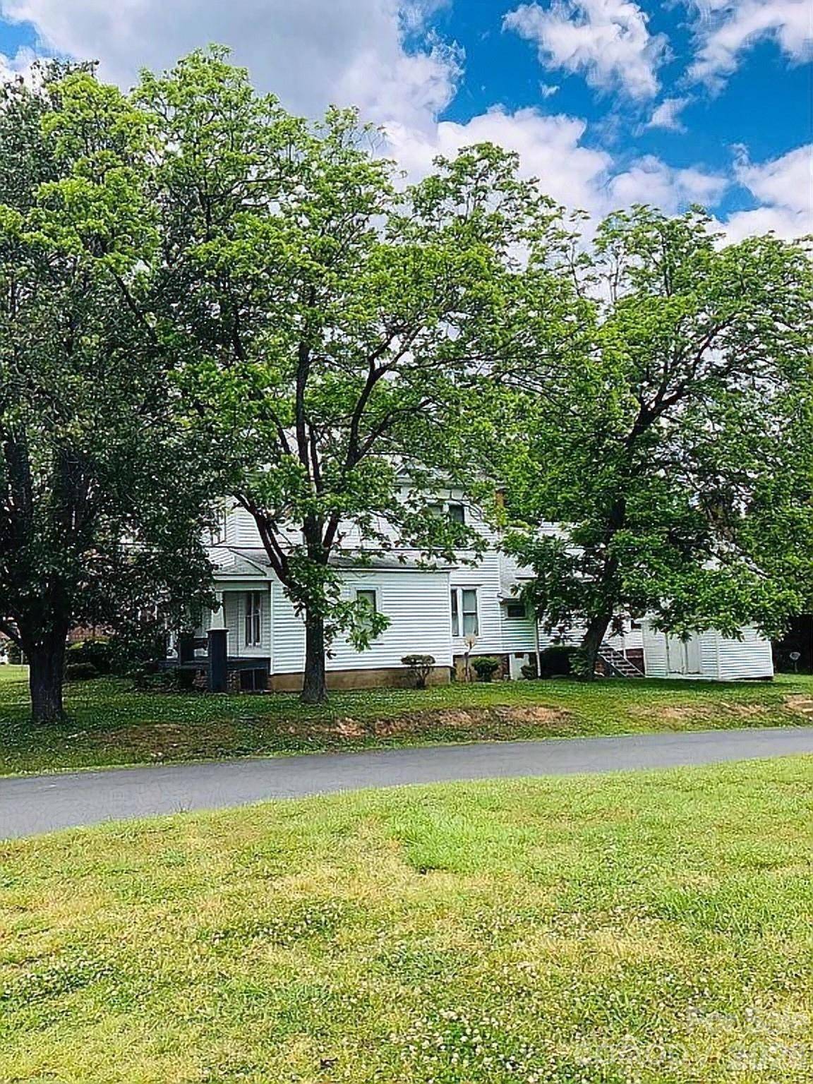 115 S Pearl ST, Troy, NC 27371