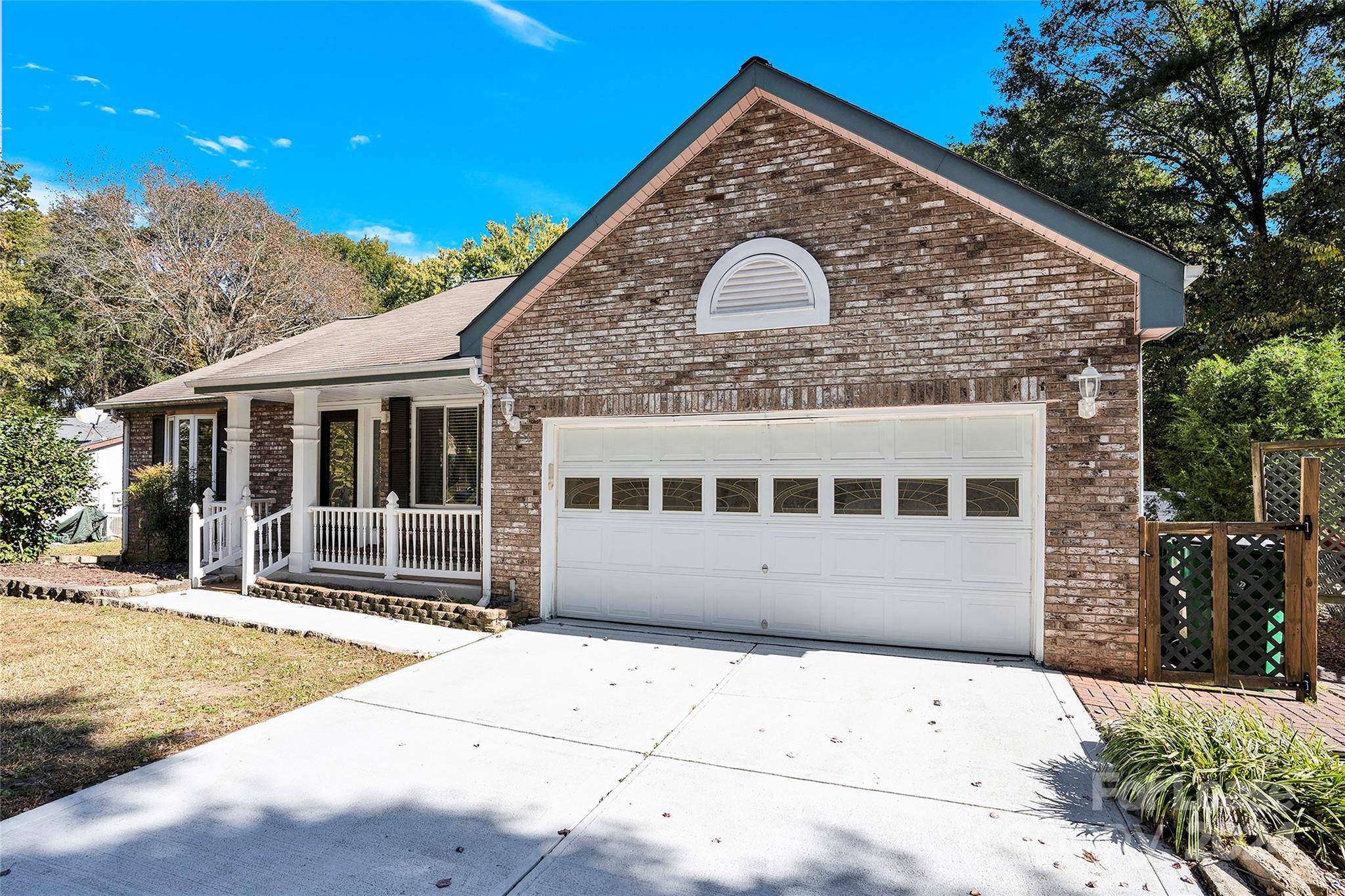 7314 Brigmore DR, Charlotte, NC 28226