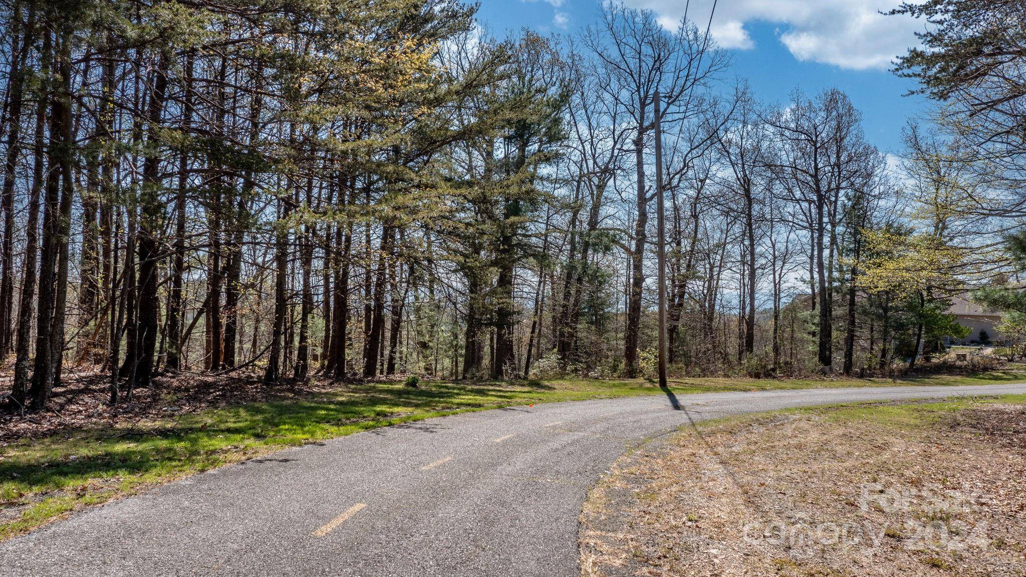 22 Hackberry RD #22, Connelly Springs, NC 28612