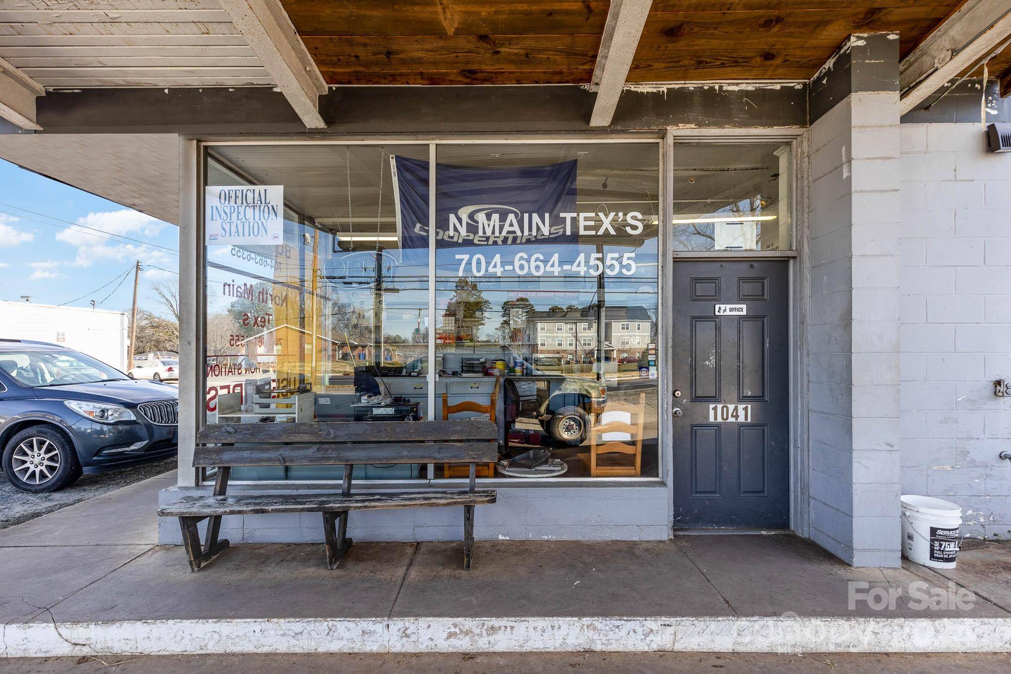 1041 N Main ST, Mooresville, NC 28115