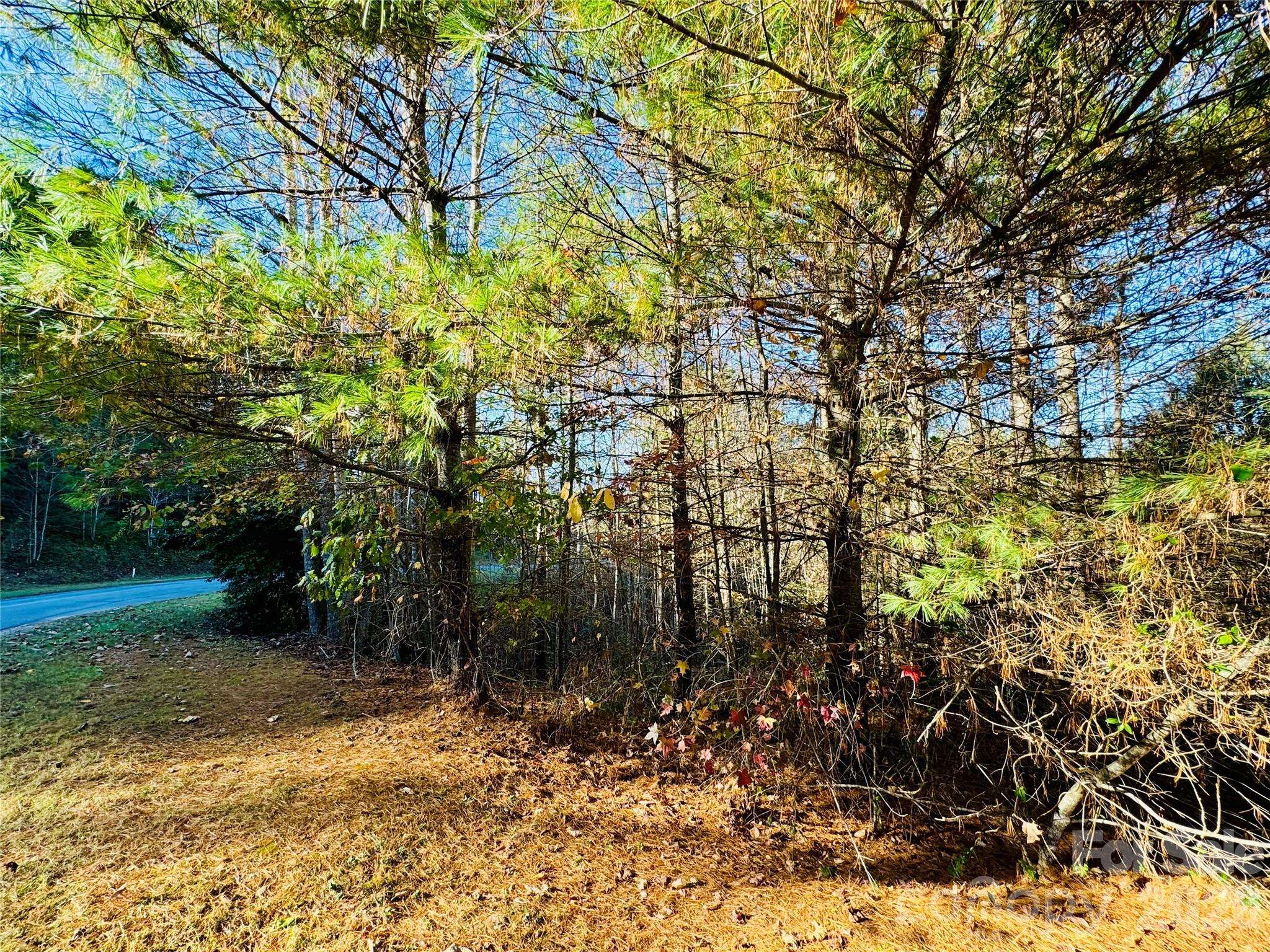 6.09 acres, Lot 136/137 Johns Ridge Pkwy #136/137, Lenoir, NC 28645