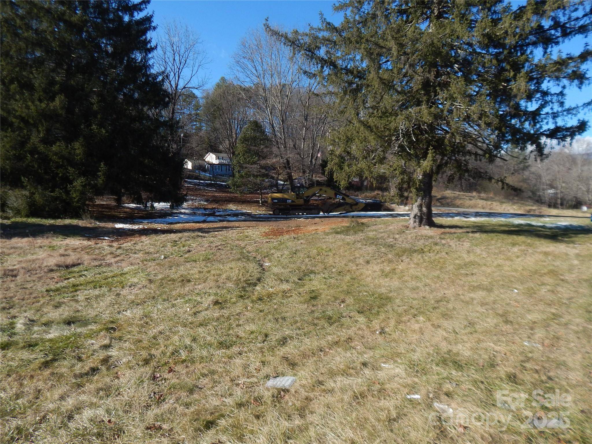 9 Chaparral DR, Sylva, NC 28779