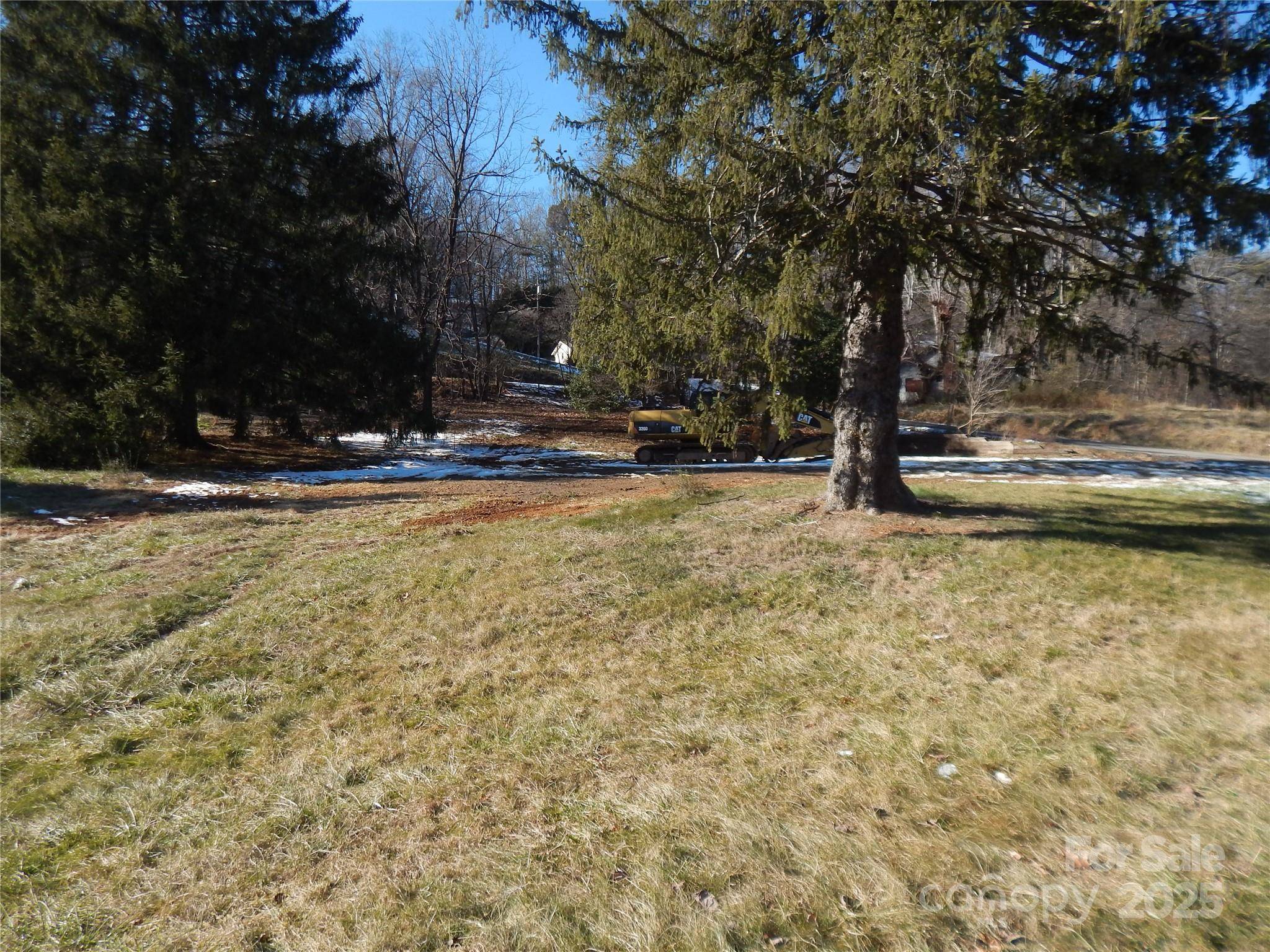 9 Chaparral DR, Sylva, NC 28779