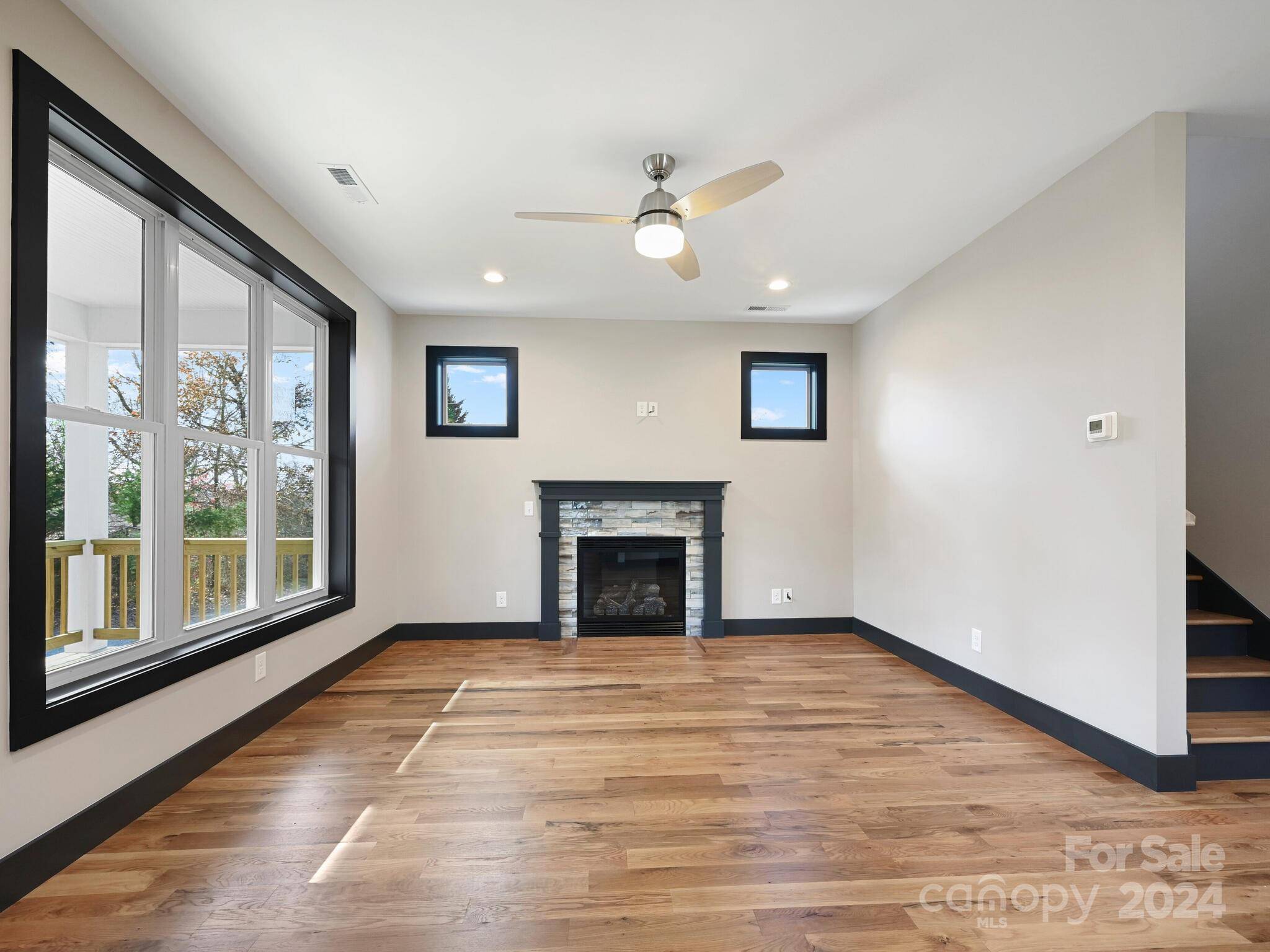 52 Fox DR, Asheville, NC 28803