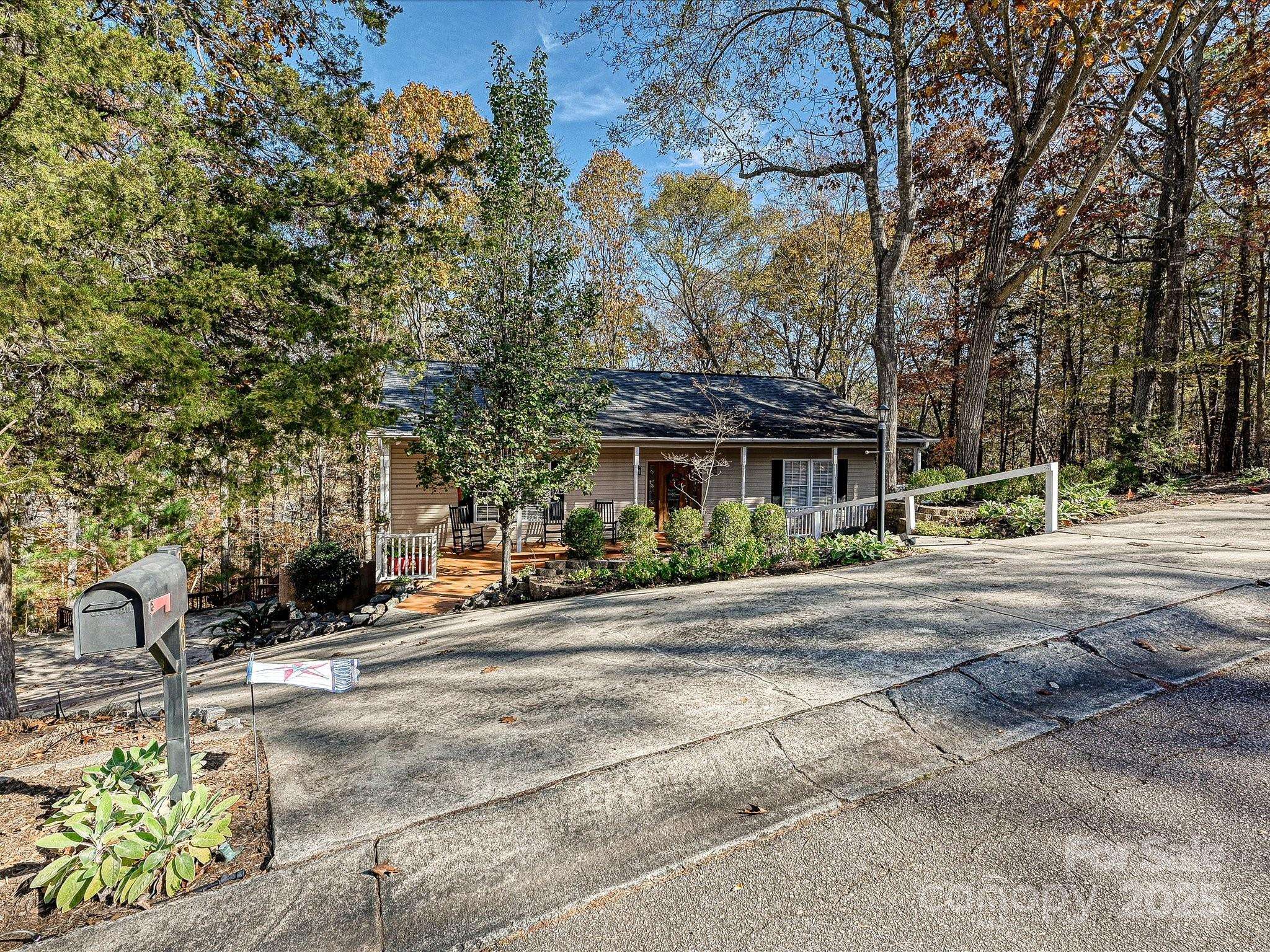 25040 Timberlake DR, Tega Cay, SC 29708