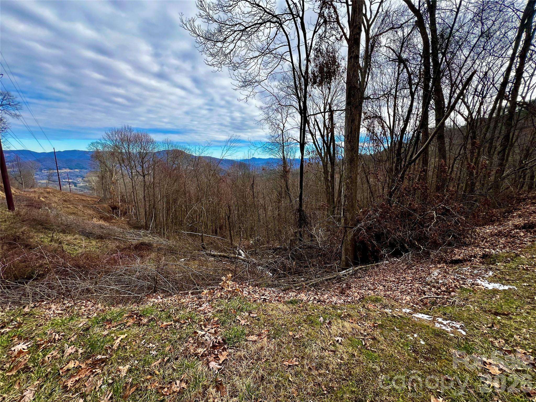 4 and 4b Salisbury CV, Waynesville, NC 28785
