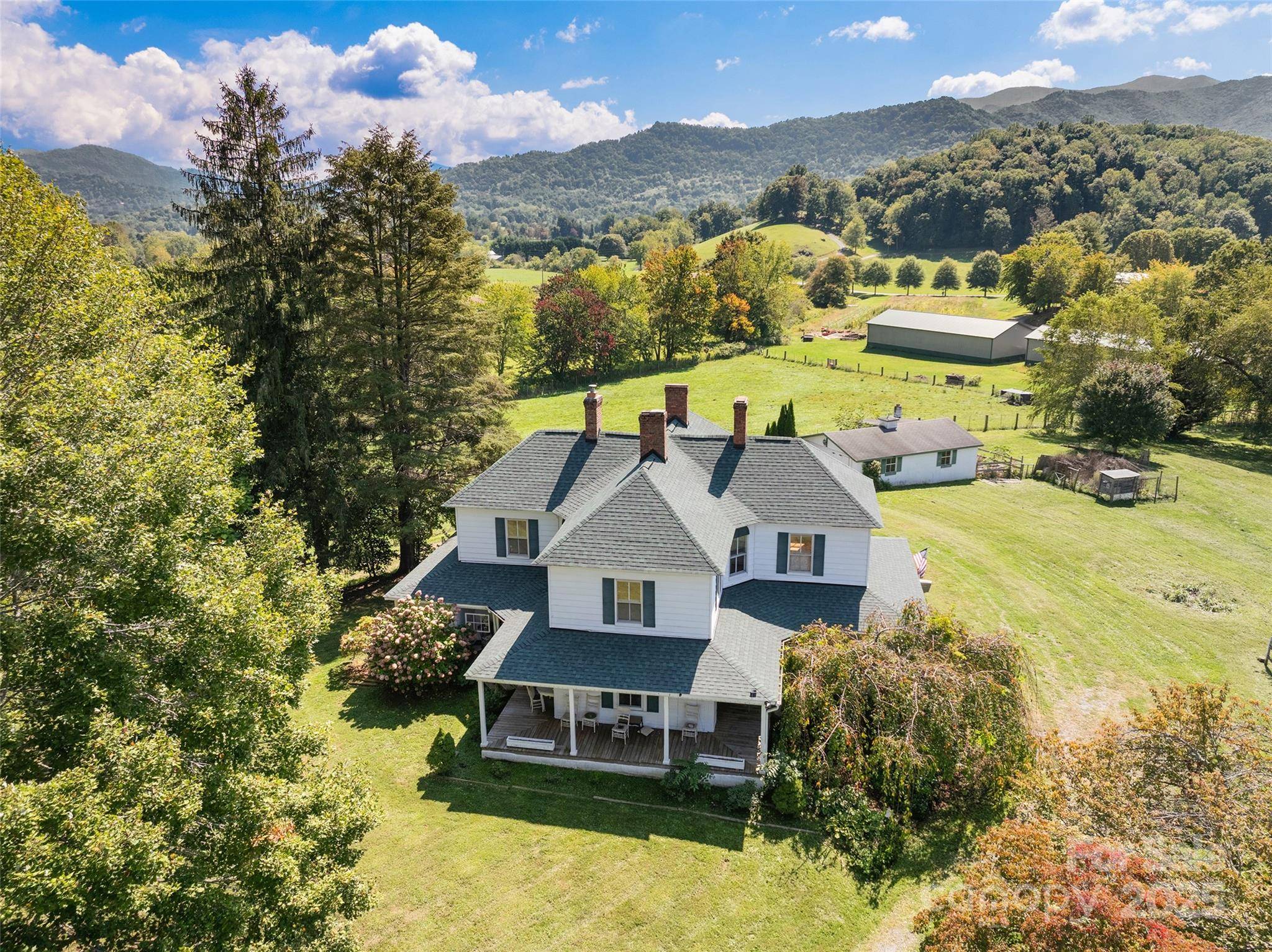 4912 Pigeon RD, Waynesville, NC 28786