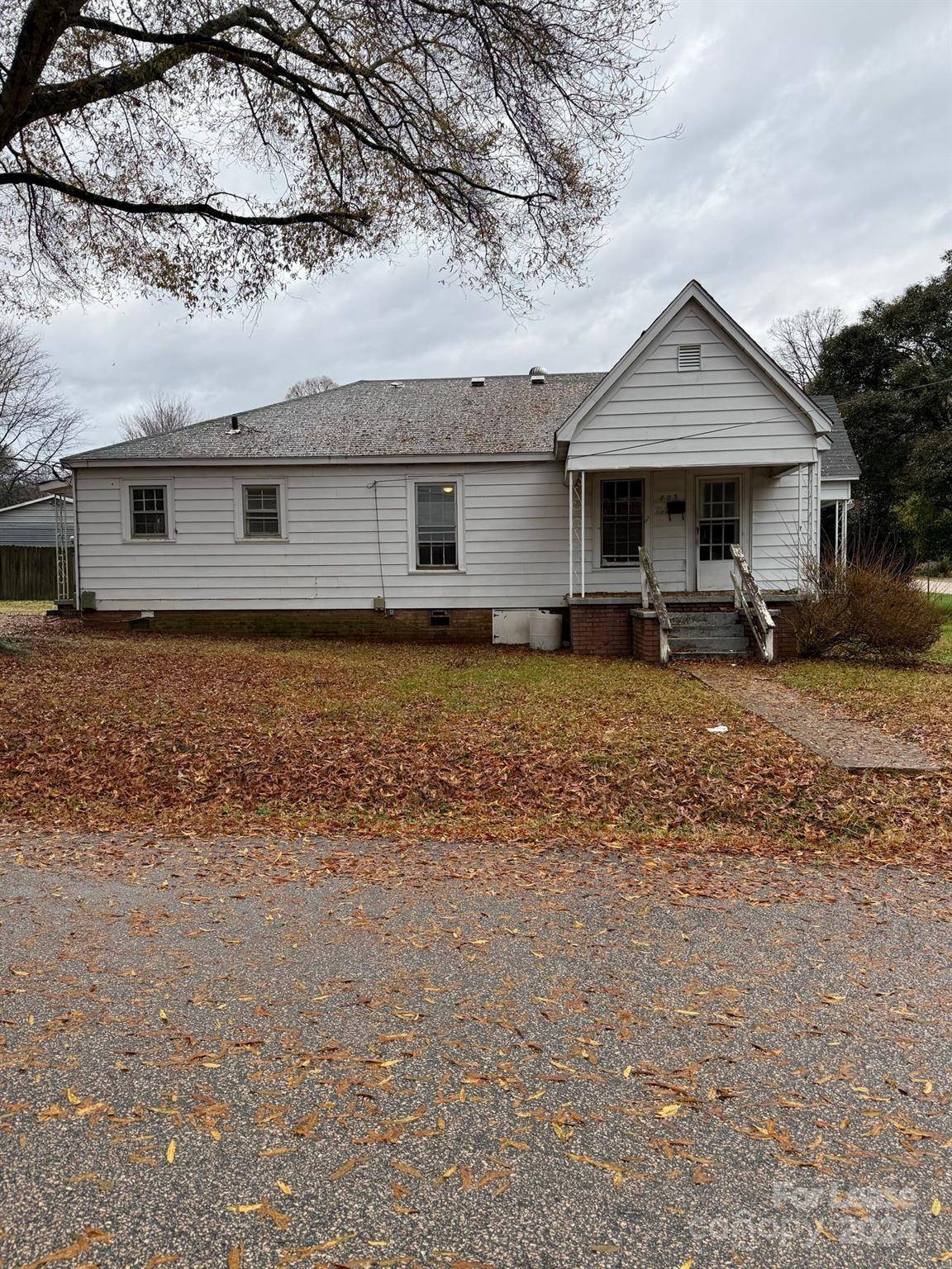 703 Louise ST, Kannapolis, NC 28083