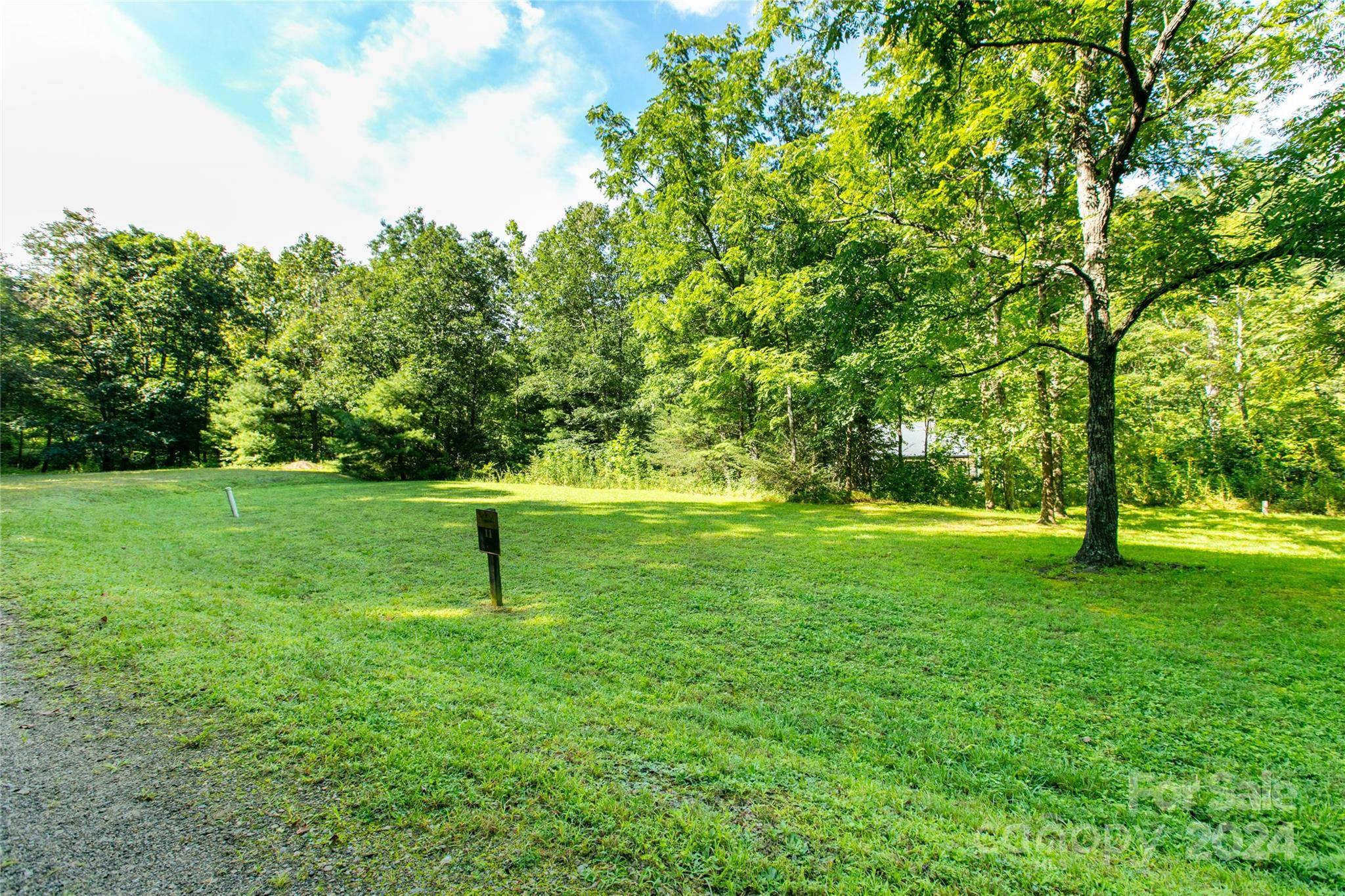 00000 Tumbling Falls DR #11, Canton, NC 28716