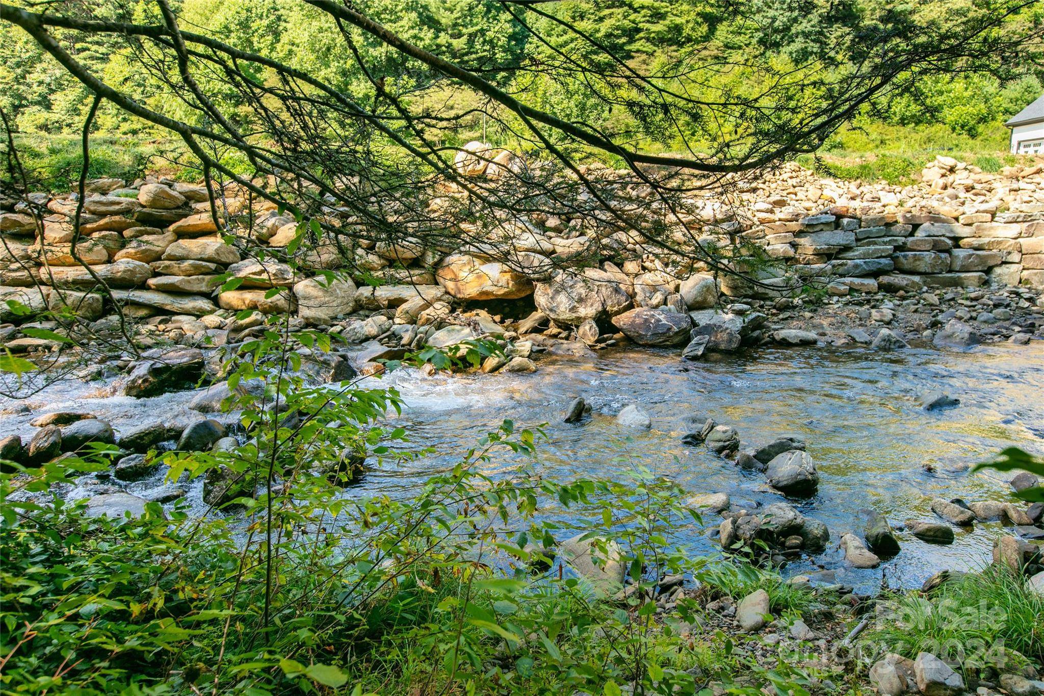 00000 Tumbling Falls DR #10, Canton, NC 28716