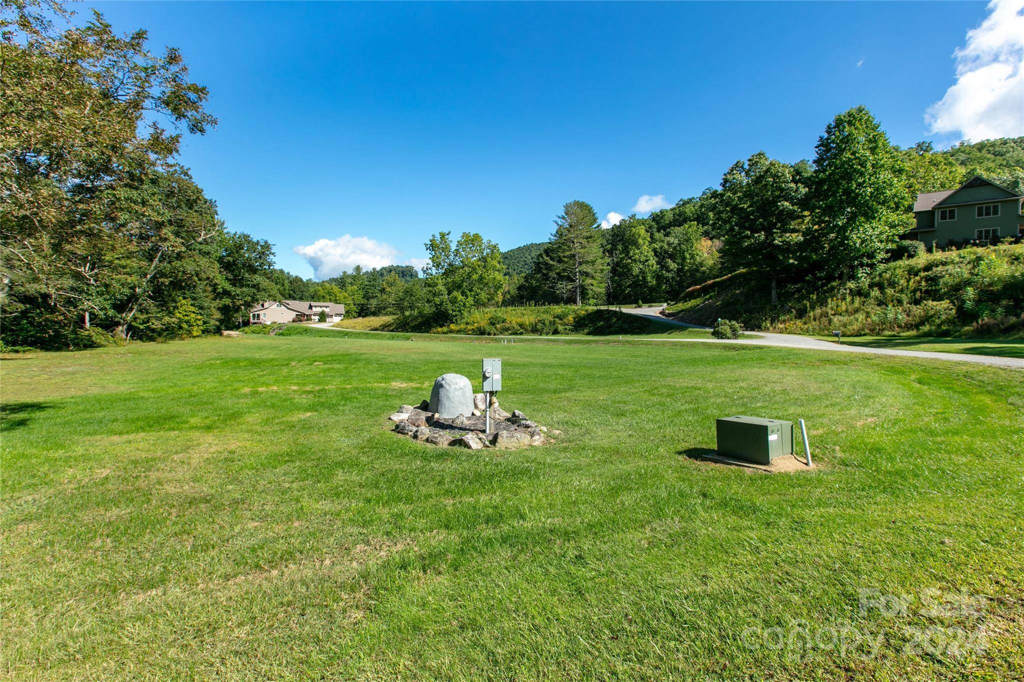 00000 Scout TRL #14, Canton, NC 28716