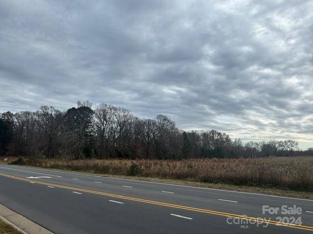 9565 Rocky River RD, Harrisburg, NC 28215