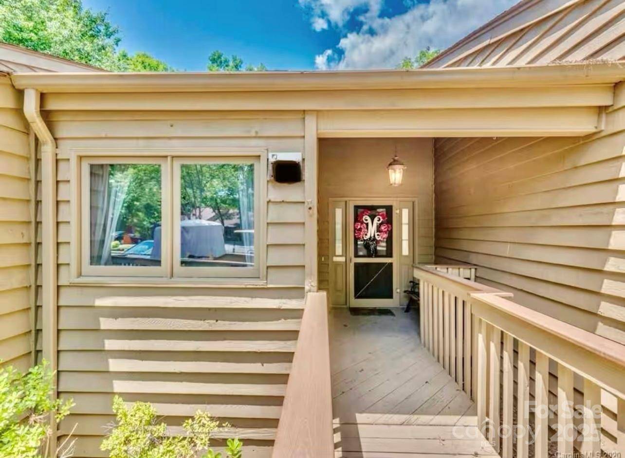 155 Quail Cove BLVD #1618, Lake Lure, NC 28746