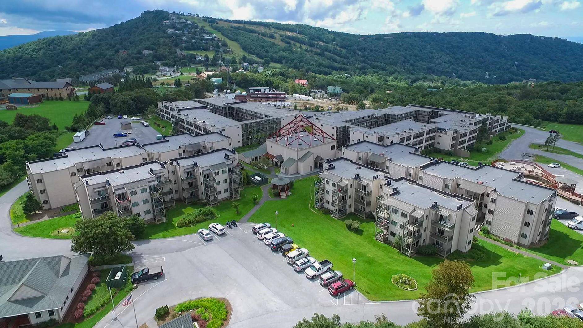 301 Pinnacle Inn RD #4313, Beech Mountain, NC 28604