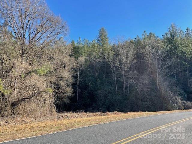 1140 Hidden Valley RD, Taylorsville, NC 28681
