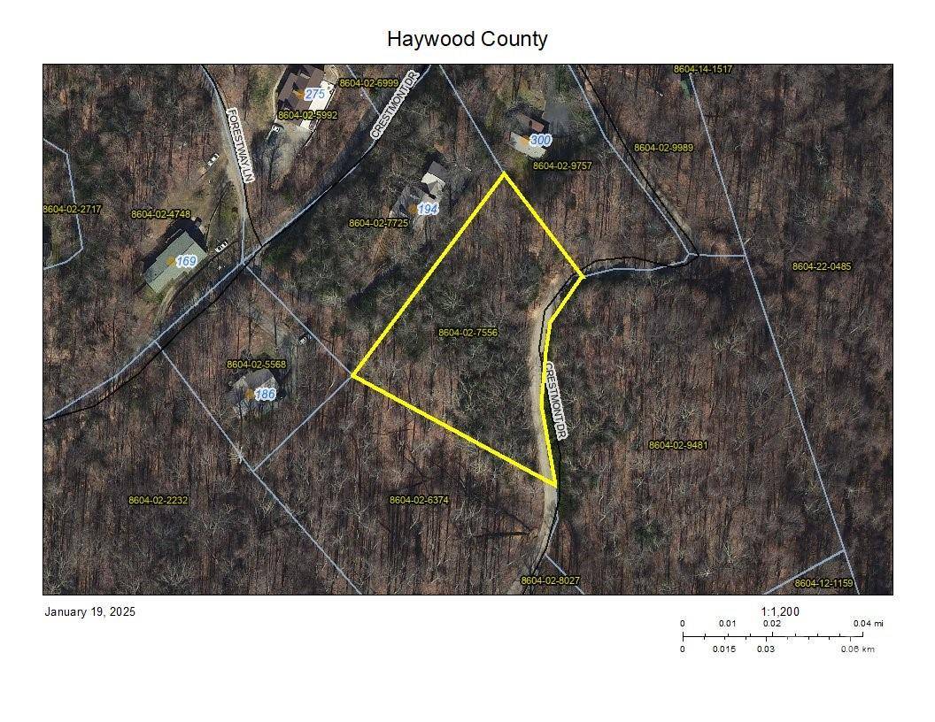 29 Crestmont DR, Waynesville, NC 28786