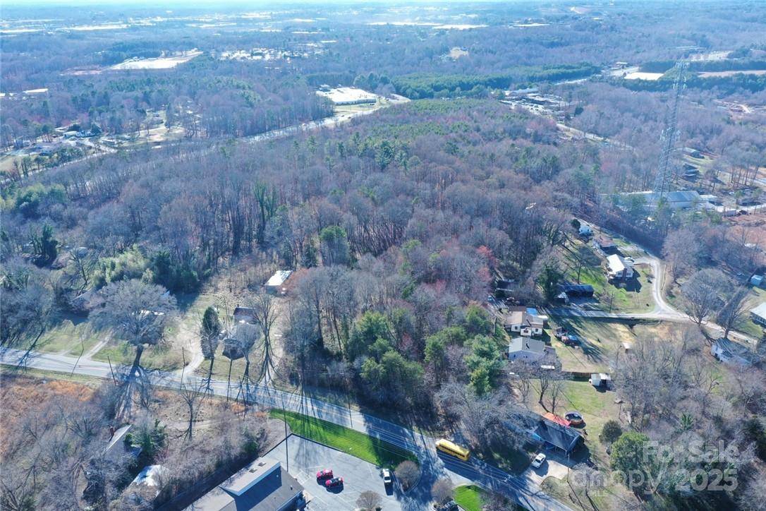 320 Fairgrove Church RD, Conover, NC 28613