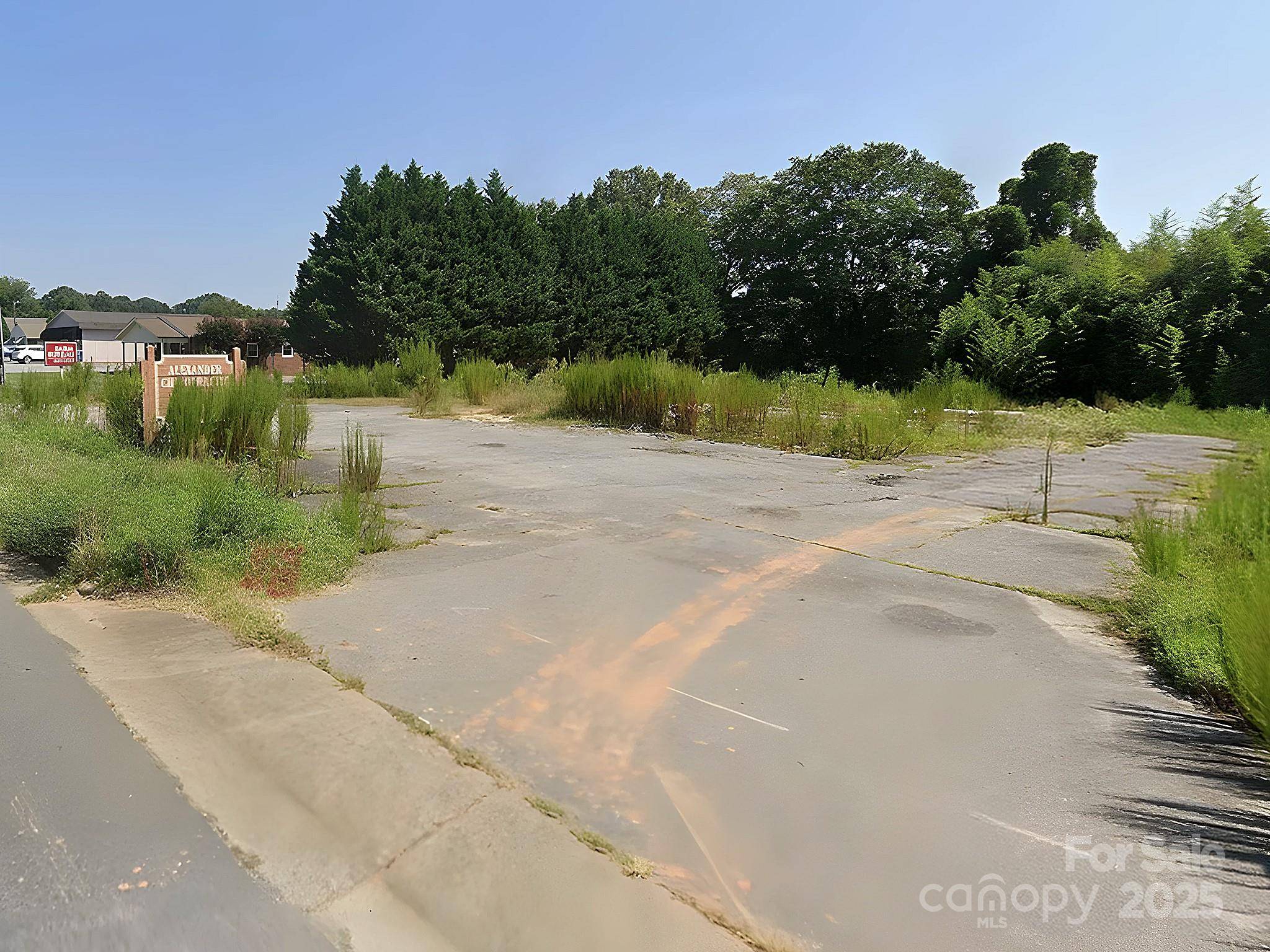 663 Nc 161 Hwy HWY, Taylorsville, NC 28681