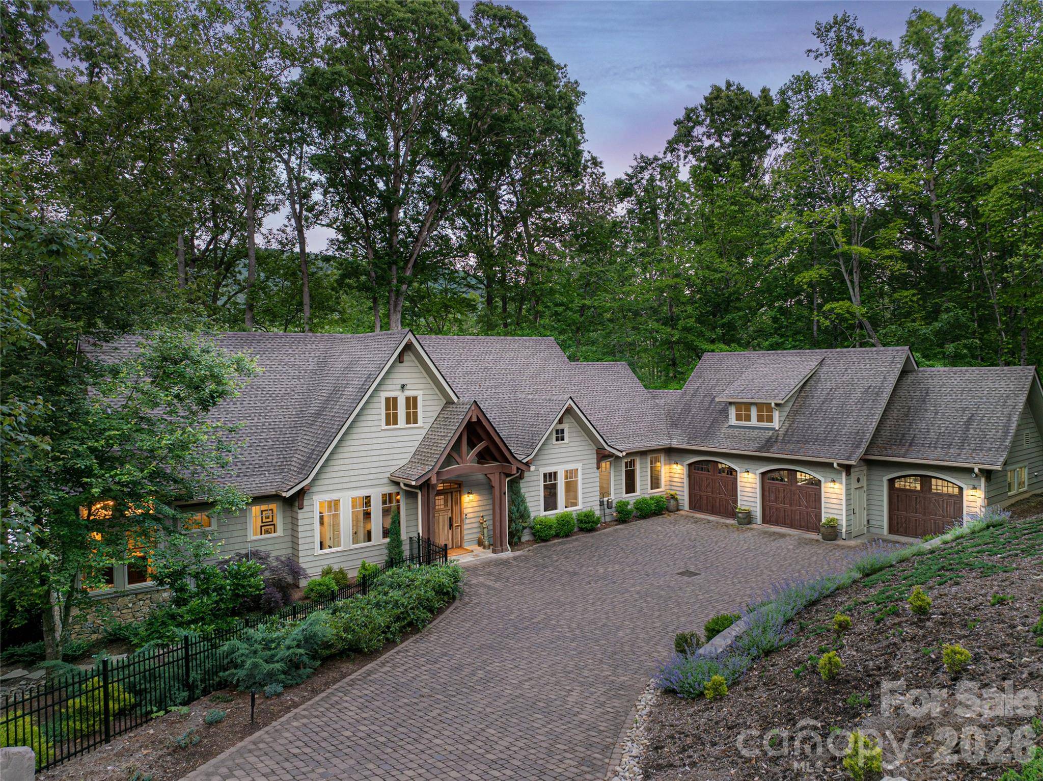 47 Twilight Sedge DR, Biltmore Lake, NC 28715