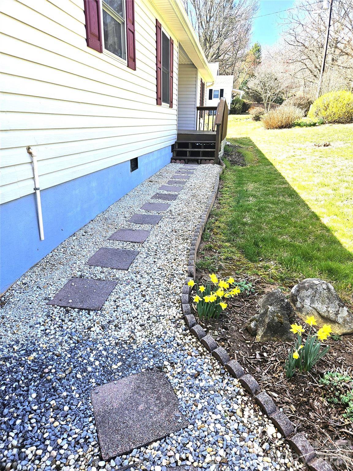 271 Stradley Mountain RD, Asheville, NC 28806