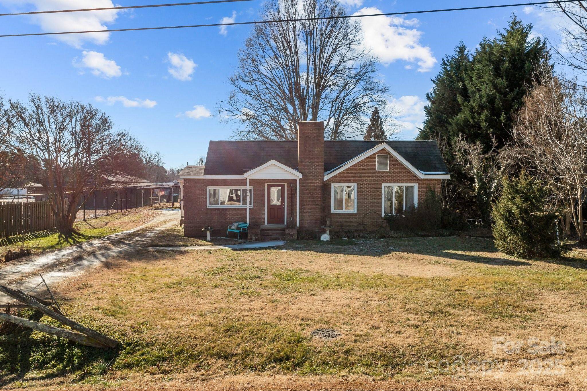 814 E Mills DR, Landis, NC 28088