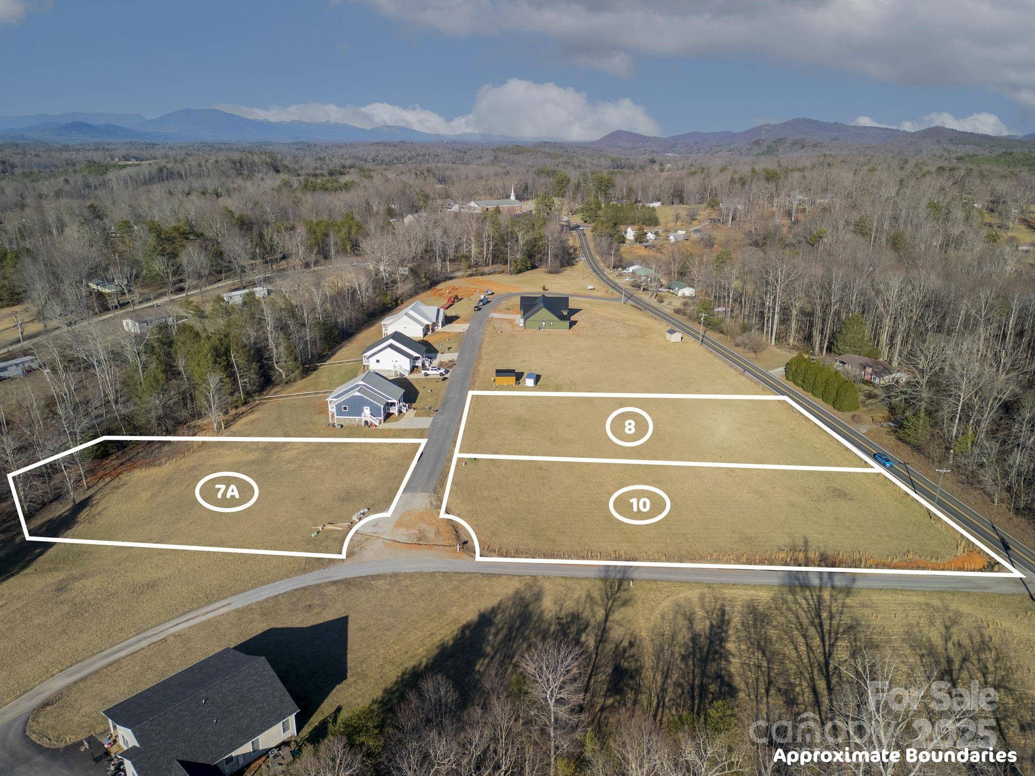 125 Grace Estates DR, Marion, NC 28752