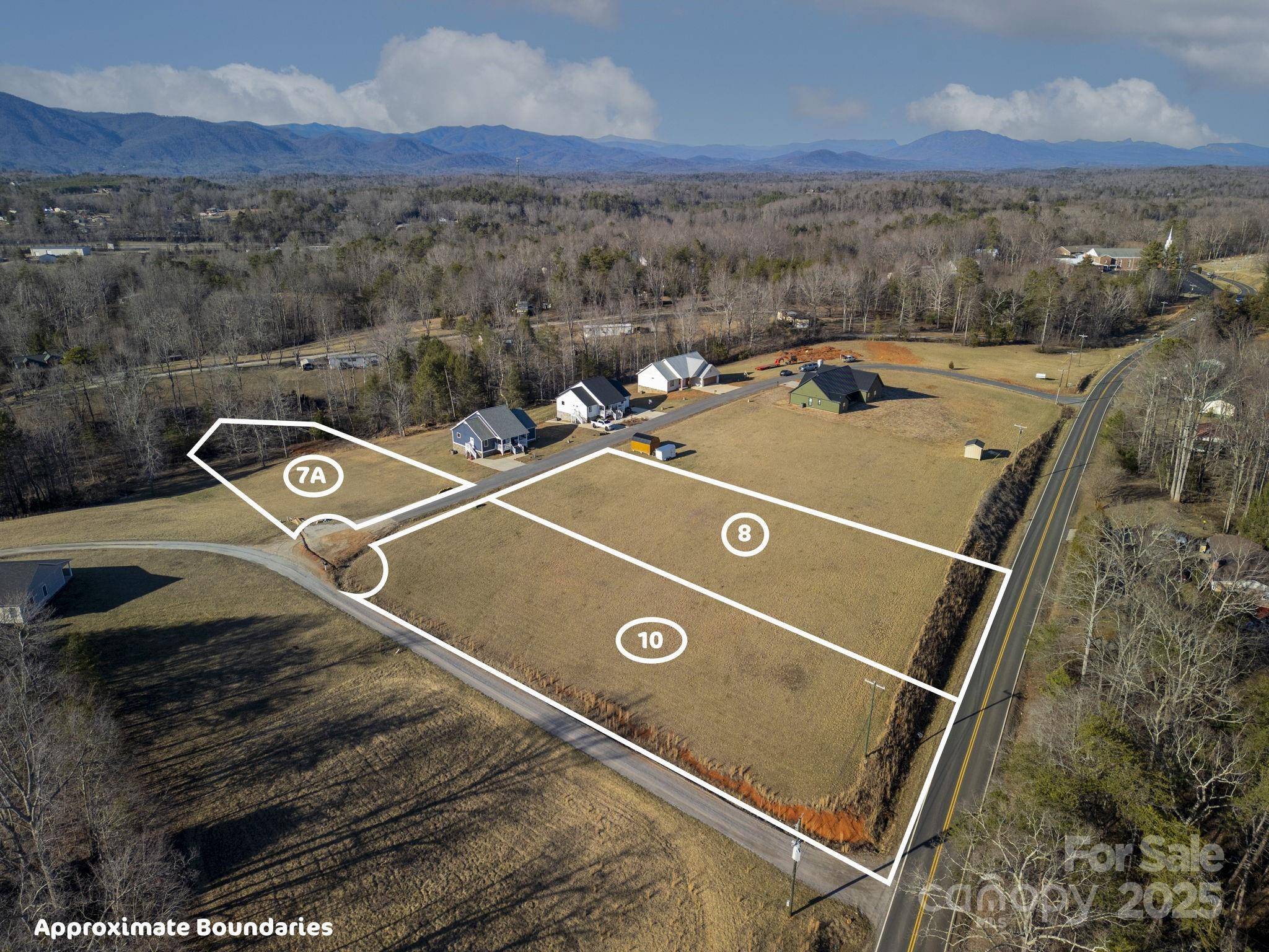 125 Grace Estates DR, Marion, NC 28752
