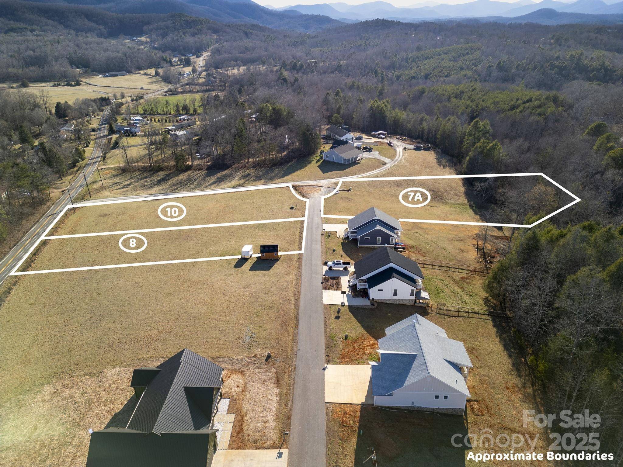 125 Grace Estates DR, Marion, NC 28752