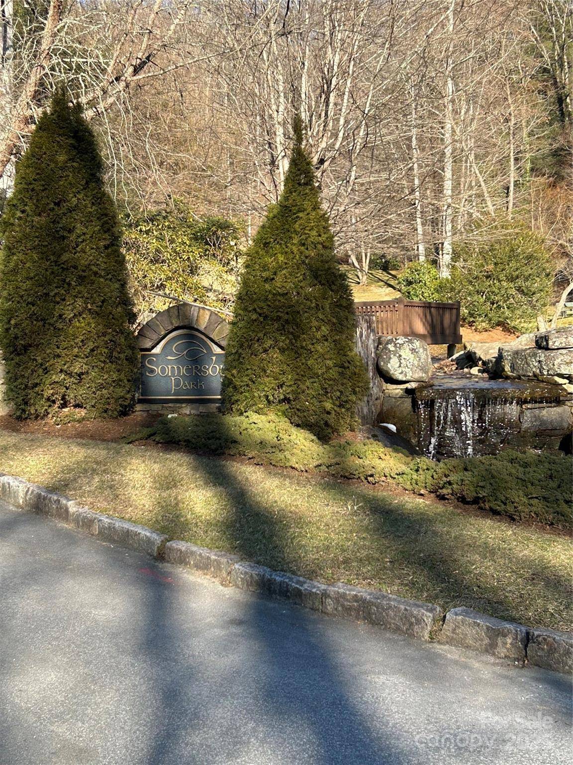 210 Thistlewynd TRL, Hendersonville, NC 28739