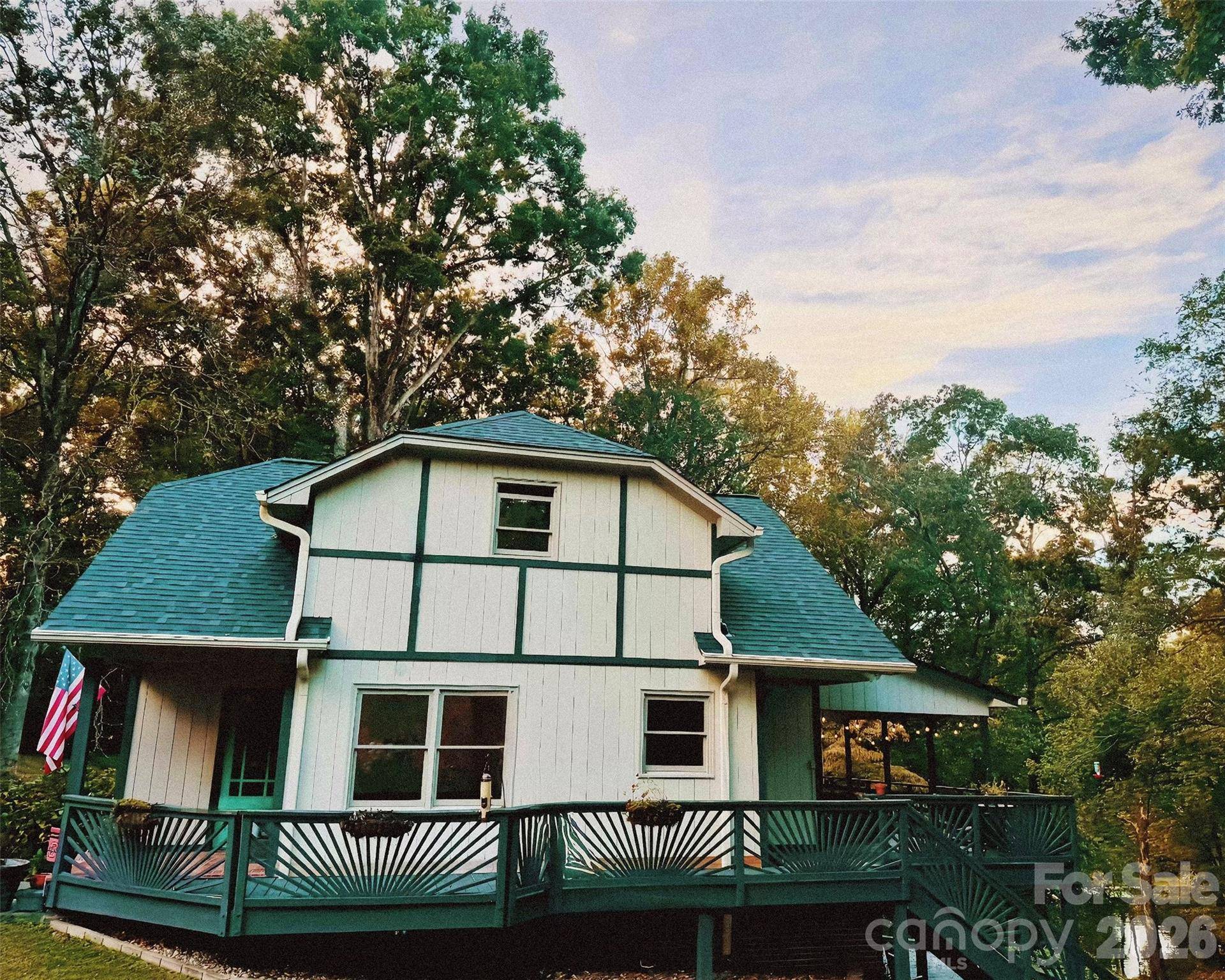 108 Three Oaks LN, Kings Mountain, NC 28086