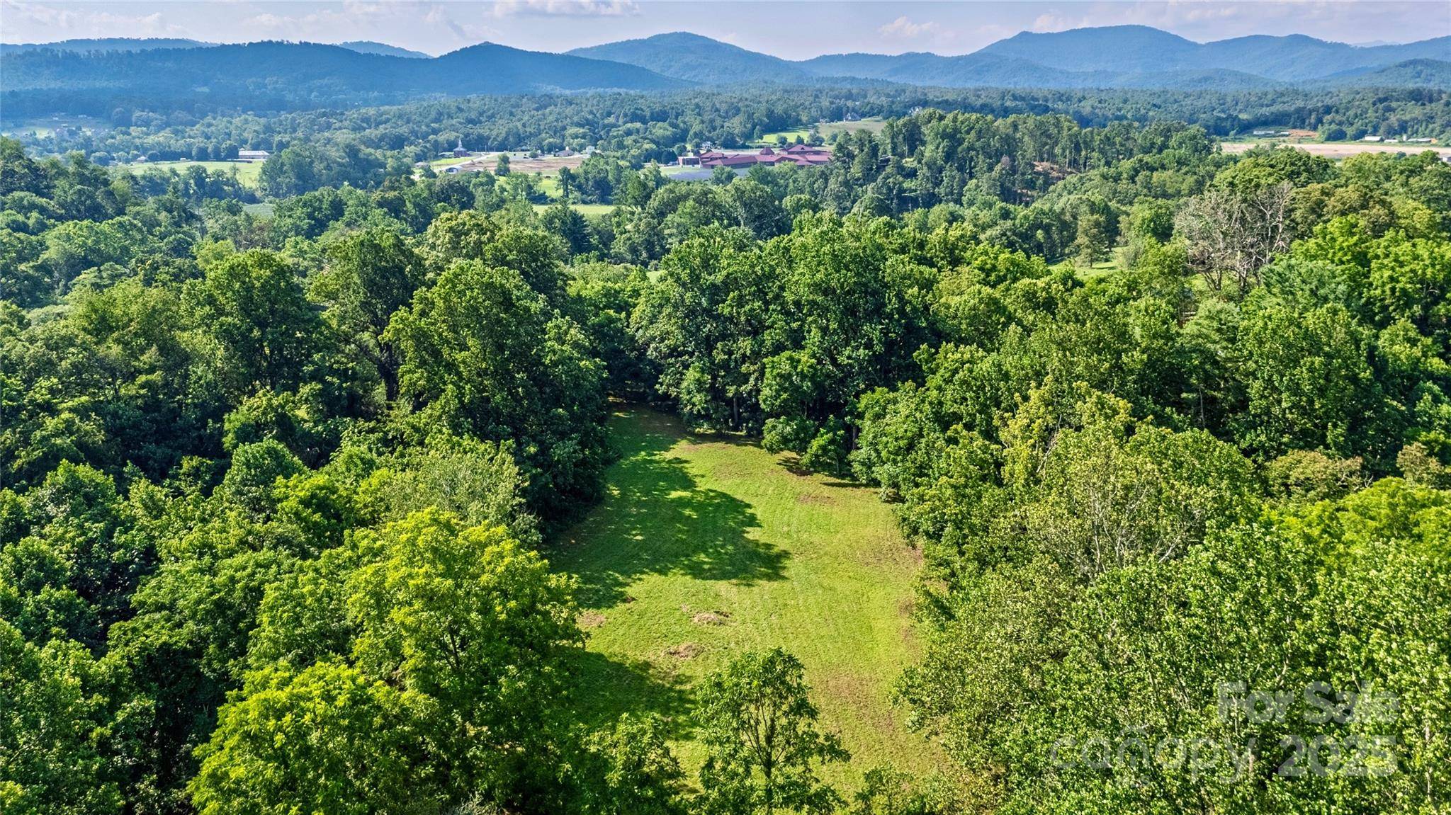 99999 Burney Mountain RD, Fletcher, NC 28732