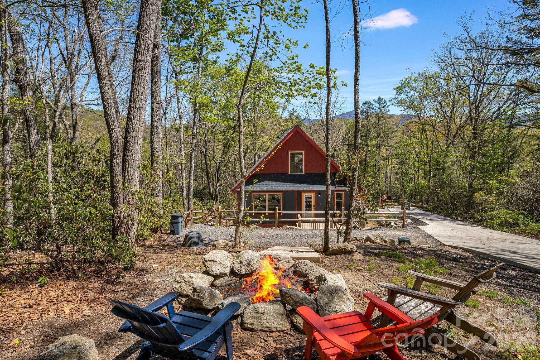 67/69 Flat Top Mountain RD, Fairview, NC 28730