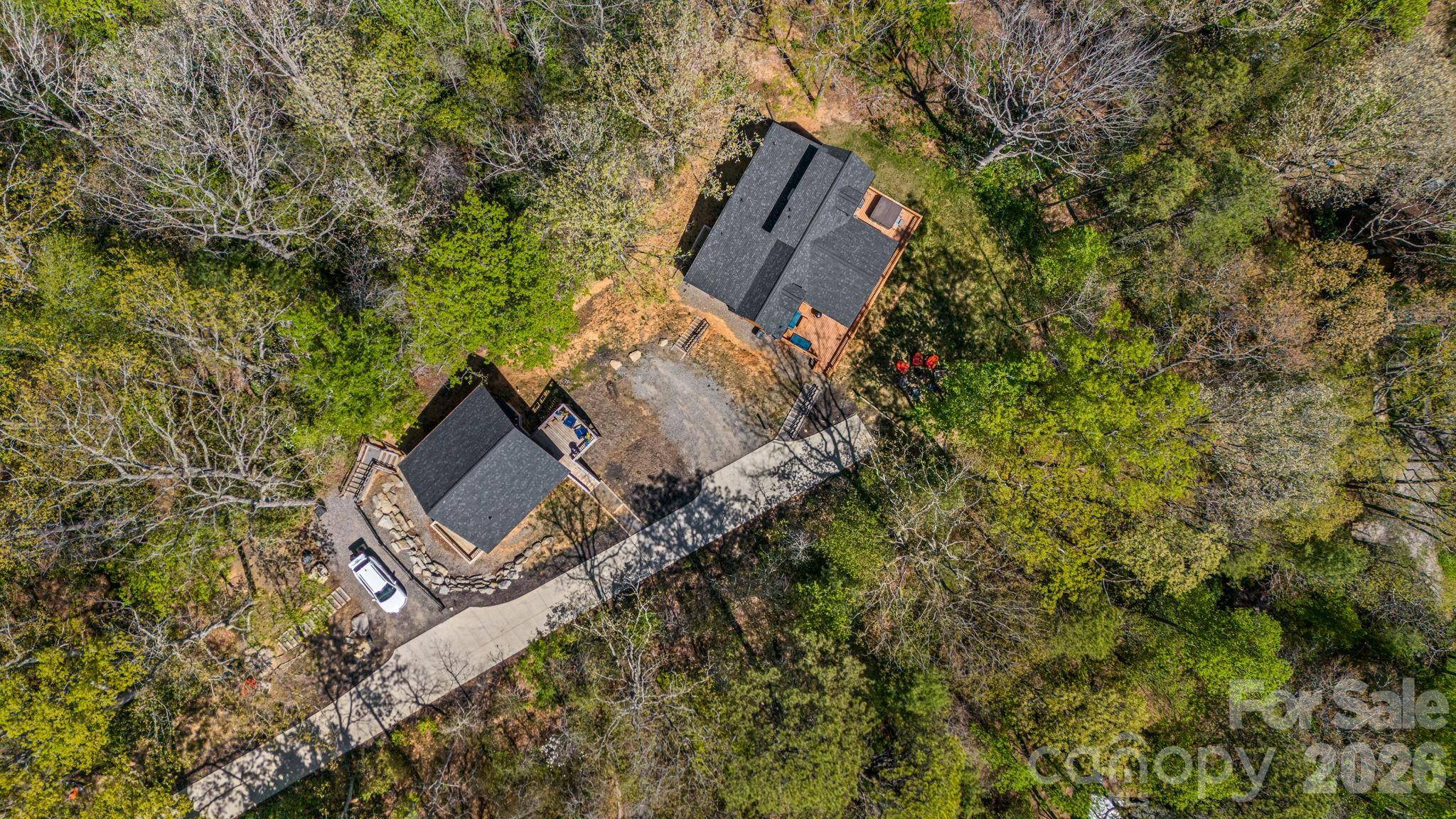67/69 Flat Top Mountain RD, Fairview, NC 28730