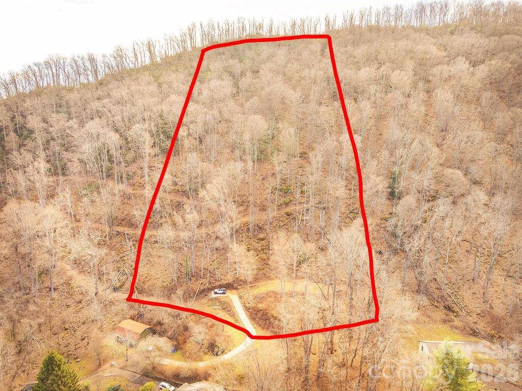 93 Patchens Estate RD #17, Waynesville, NC 28786