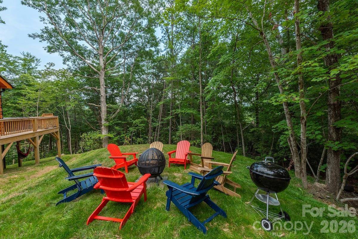 67/69 Flat Top Mountain RD, Fairview, NC 28730