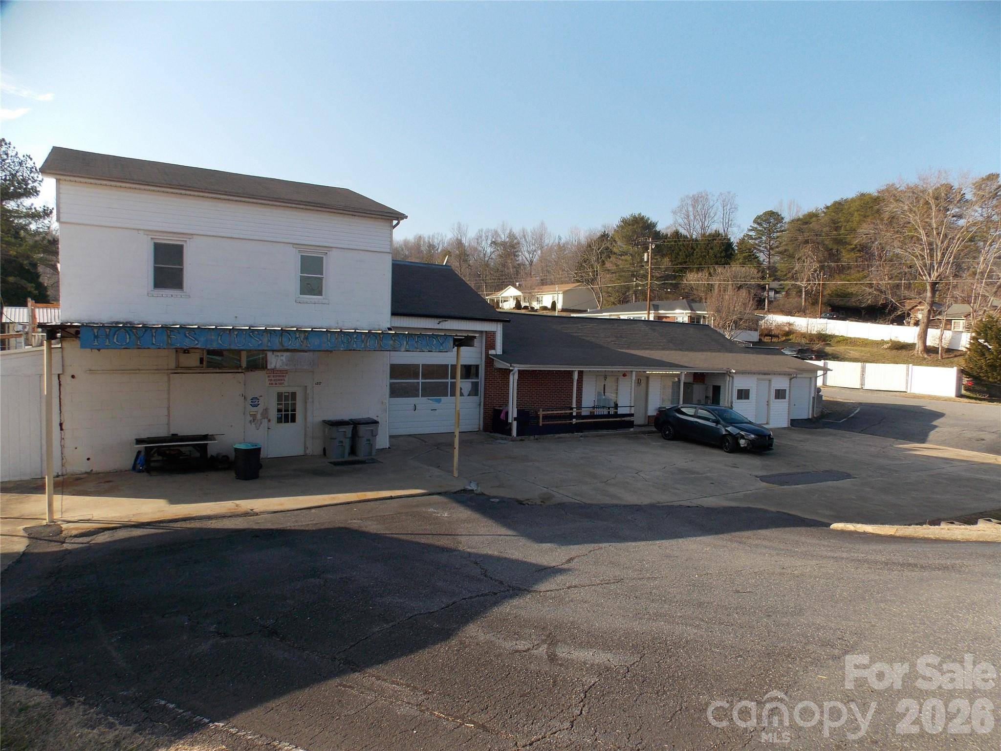 1317 &1319 Main ST NW, Lenoir, NC 28645