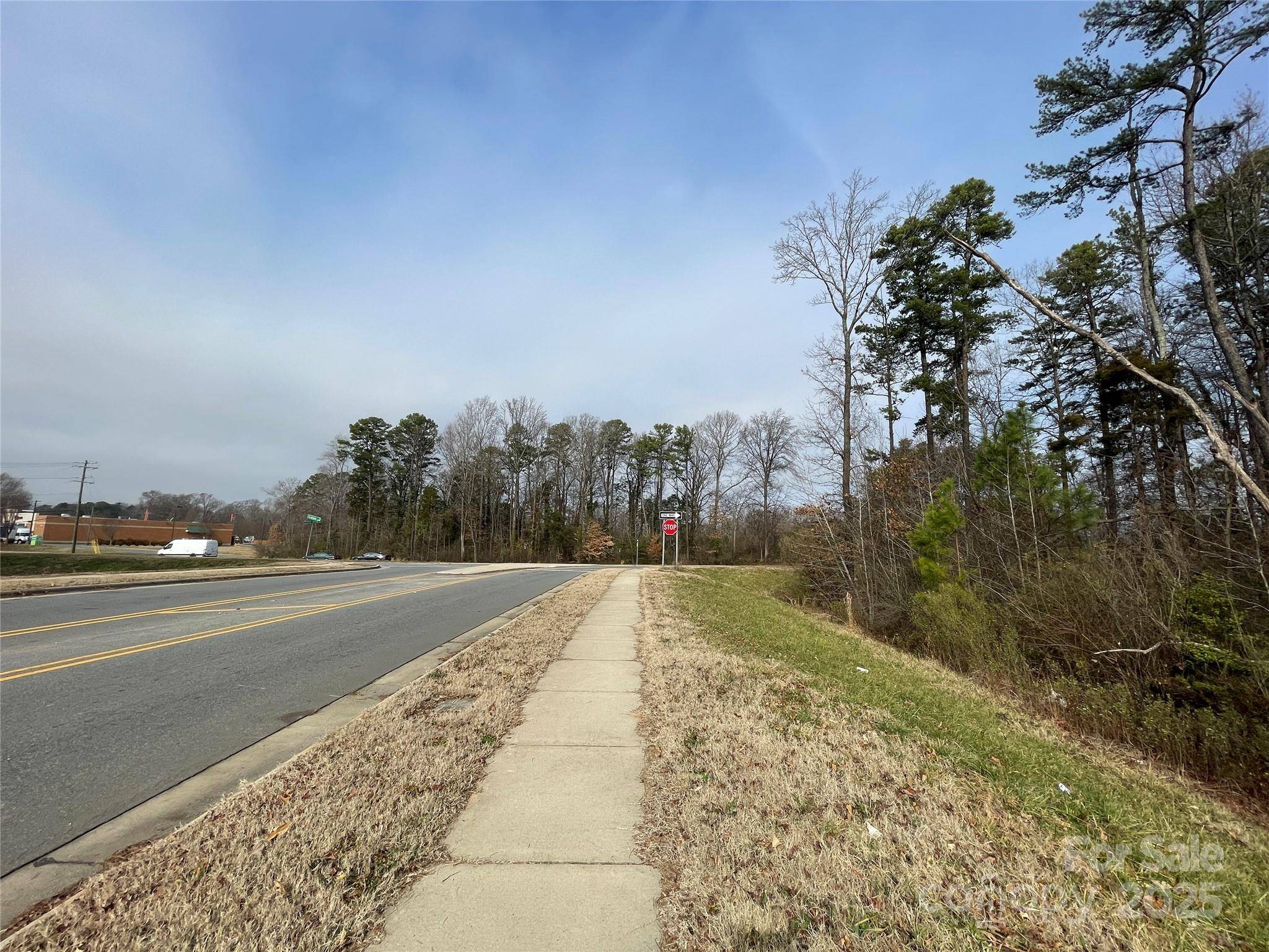 1900 Mineral Springs RD, Charlotte, NC 28262