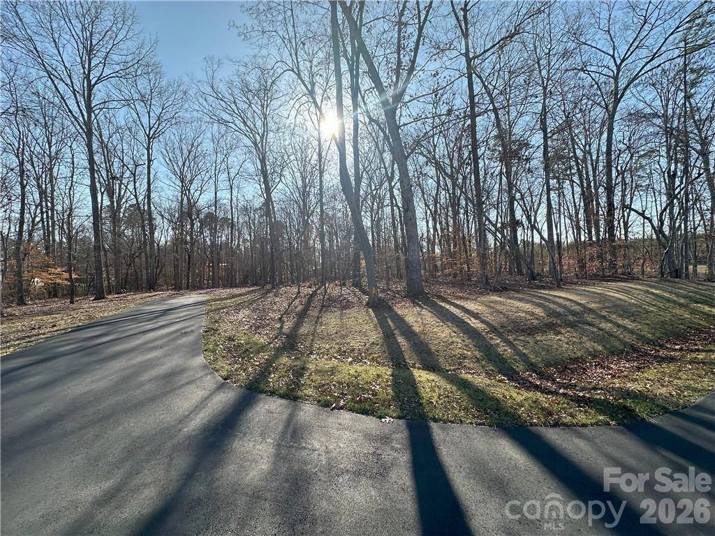 156 Sailors Rest DR, Lexington, NC 27292