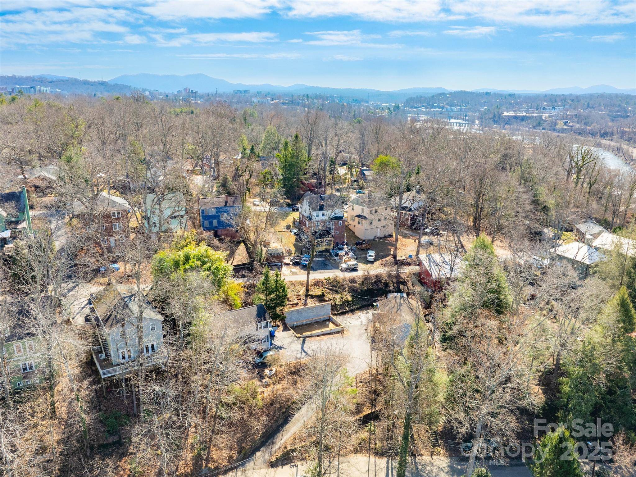 231 Westover DR, Asheville, NC 28801