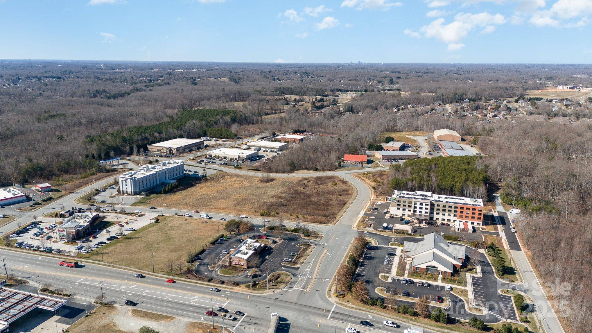 0 Hampton Plaza DR, Kernersville, NC 27284
