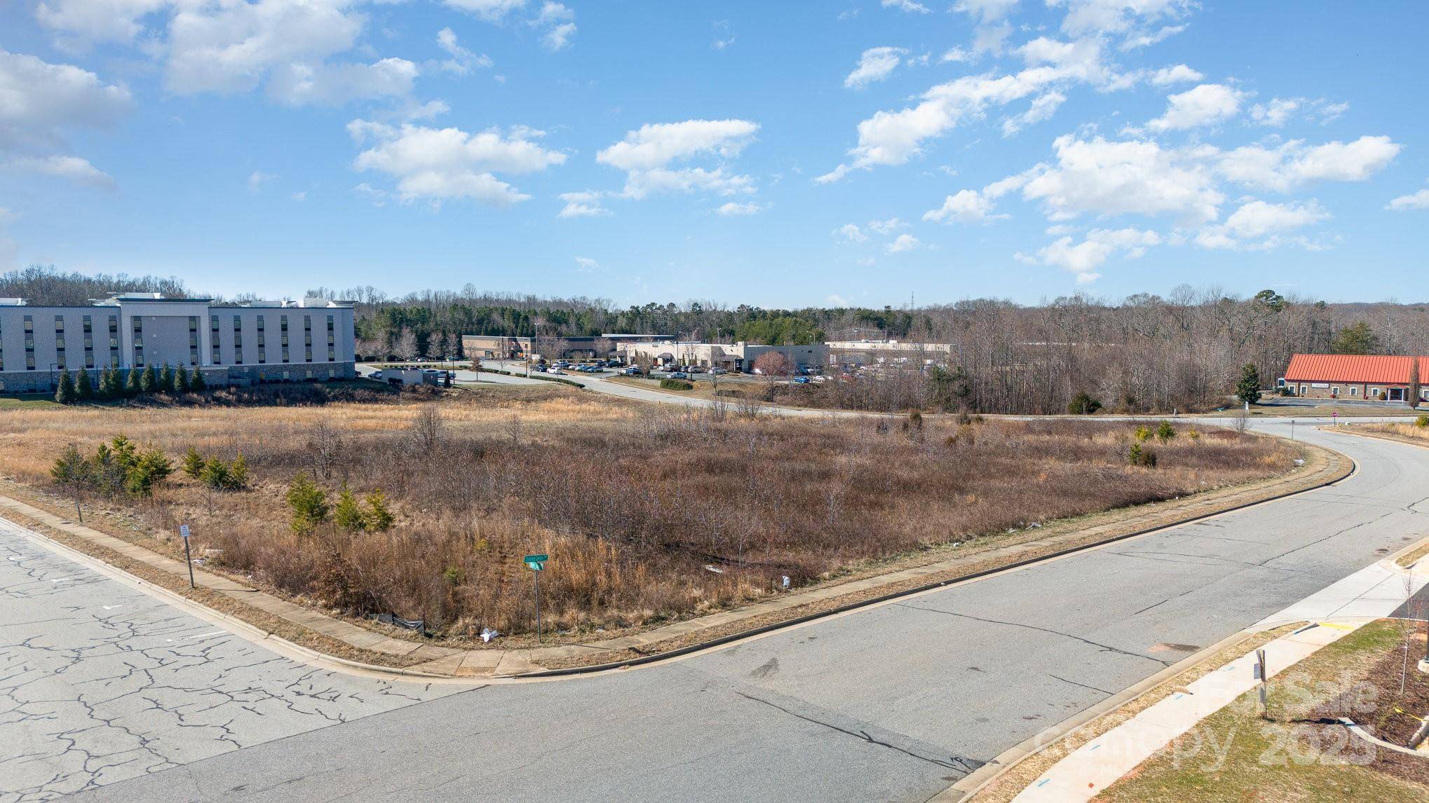 0 Hampton Plaza DR, Kernersville, NC 27284