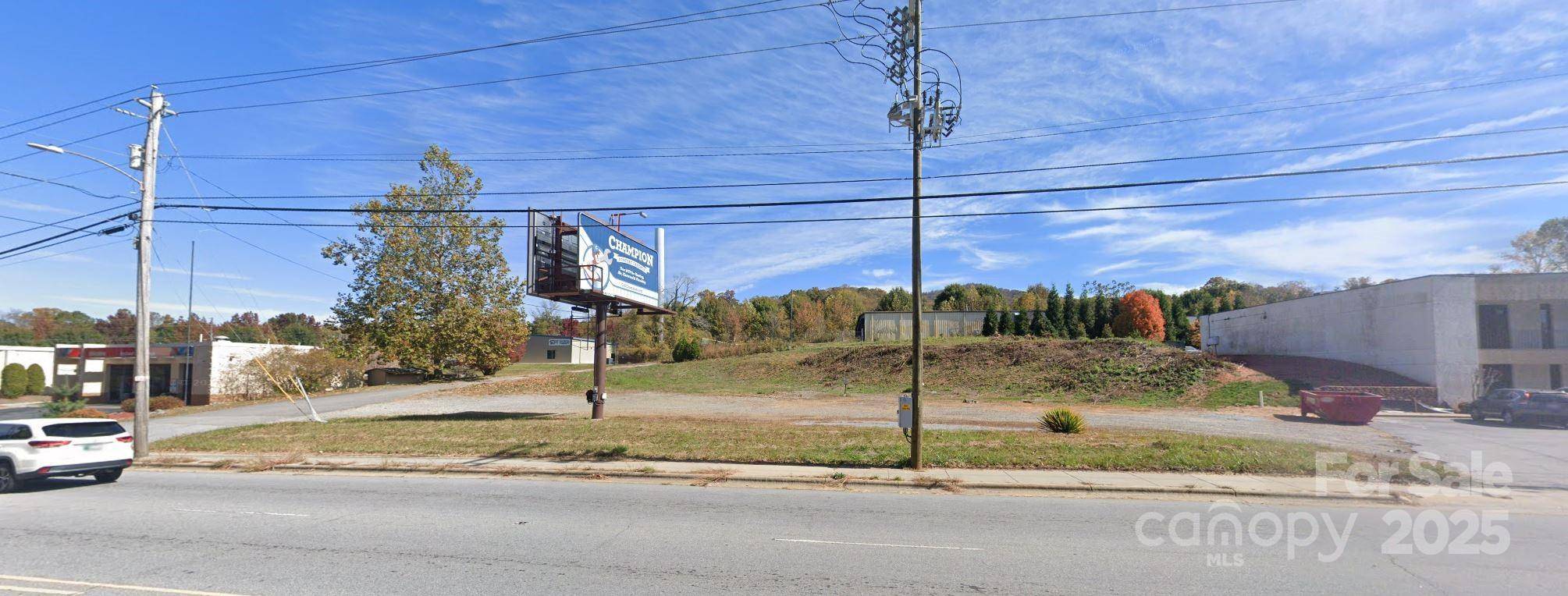 1260 Hendersonville RD, Asheville, NC 28803