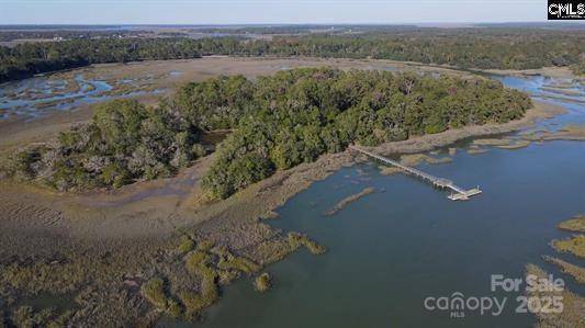 244 Sam Doyle DR, St Helena, SC 29920