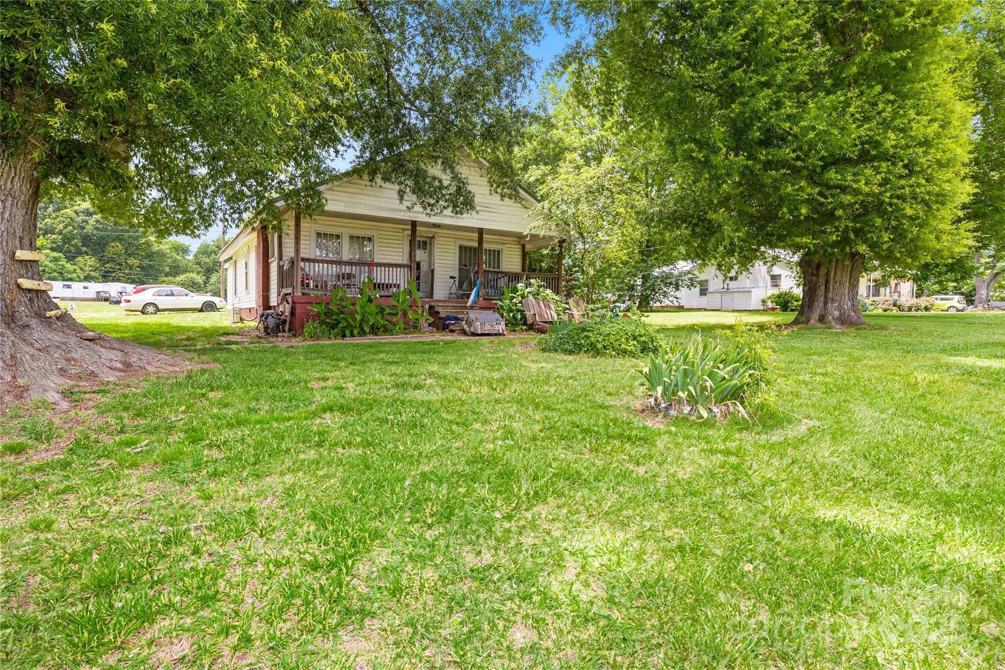 116 & 118 Webb RD, Shelby, NC 28152