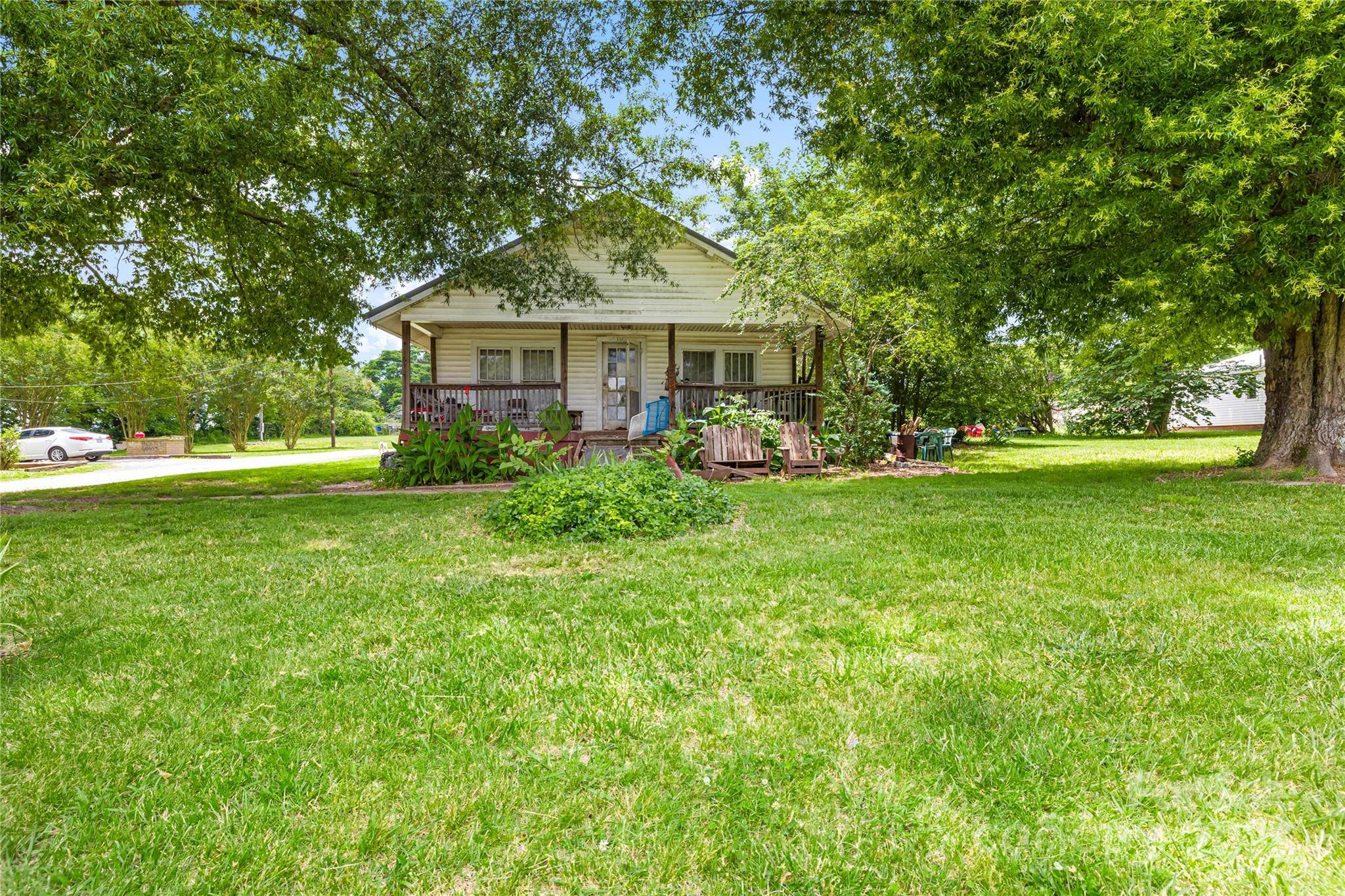 116 & 118 Webb RD, Shelby, NC 28152